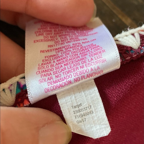 3/$15 🥳 Xhilaration floral embroidered triangle bikini top - Picture 10 of 12